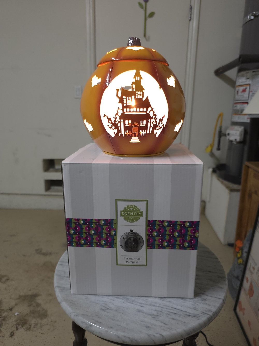 Scentsy Orange Haunted Pumpkin Warmer